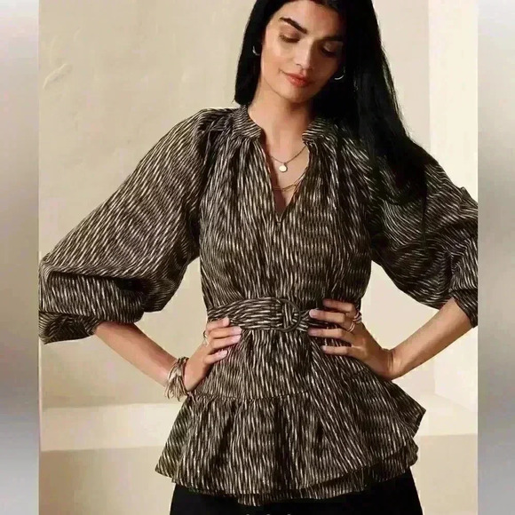 Banana Republic Tops - Banana Republic BELTED TIERED BLOUSE